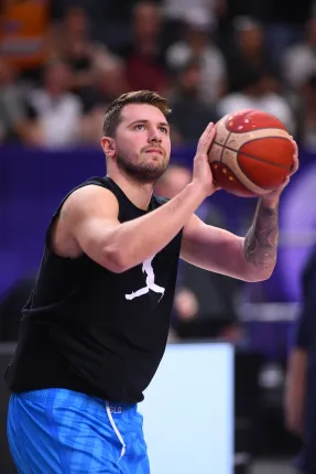 Oklahoma i Boston impresivno započeli polufinale (VIDEO)