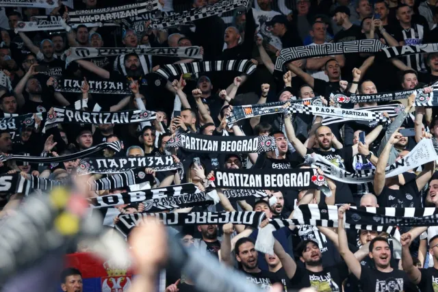 Tribine prazne, Partizan odbija da igra bez svojih navijača (VIDEO)