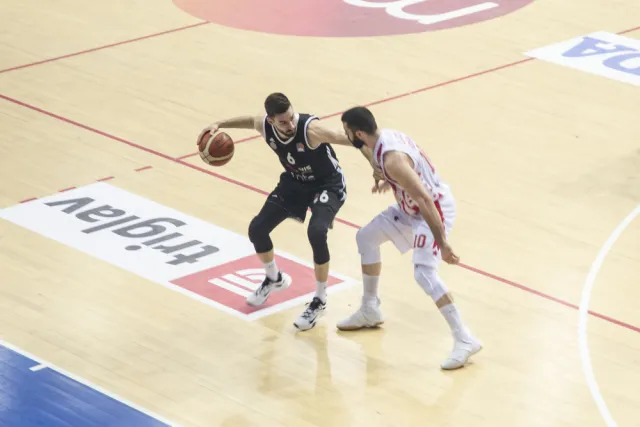 Zvezda nadmoćna u drugom meču finala ABA lige protiv Partizana (VIDEO)